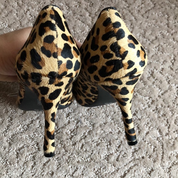 New! Coach Waverly Calf Hair Leopard Pump 7 - Picture 6 of 7